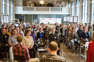 Faciliterer mindfulness på konference